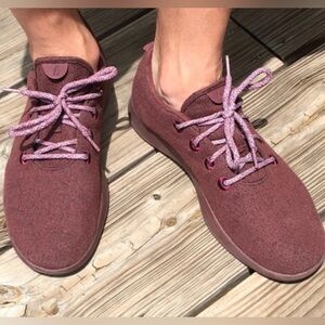 𝐀𝐋𝐋 𝐁𝐈𝐑𝐃𝐒 𝐁𝐔𝐑𝐆𝐔𝐍𝐃𝐘 𝐖𝐎𝐎𝐋 𝐒𝐍𝐄𝐀𝐊𝐄𝐑𝐒